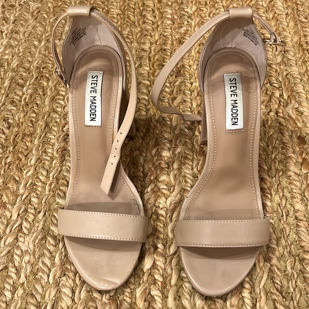 Steve Madden Carrson Block Heel Sandal - Size 8 - image 2